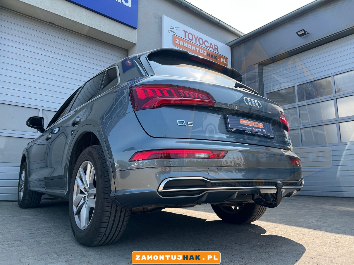 Zamontowany hak holowniczy Westfalia w Audi Q5 2020 - bezpieczne i wygodne holowanie dla Twojego samochodu